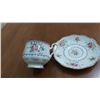 Image 5 : Royal Albert China A