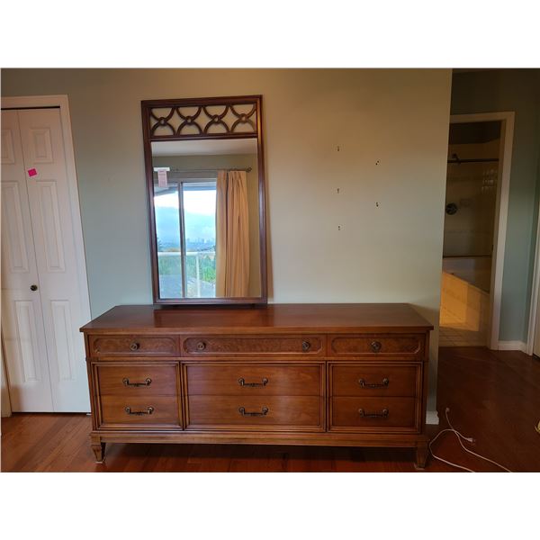 Peppler Mirrored Dressing Table Cat C