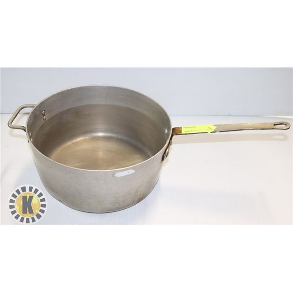 COOKING POT