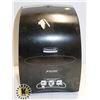 Image 1 : KIMBERLY-CLARK PROFESSIONAL PAPER TOWEL DISPENSER