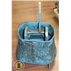 Image 1 : UNCLAIMED COMMERCIAL MOP BUCKET