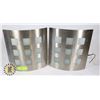 Image 1 : LOT OF 2 RESTAURANT WALL LIGHTS