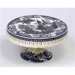 PORCELAIN CAKE PLATE TOILE DESIGN / NEW #2270917