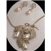 Image 1 : ELEGANT Rhinestone and Pearl Spray choker ER #2271086
