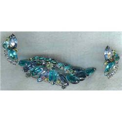 Pin and Ears. Rhodium and Rhinestone. #2271358