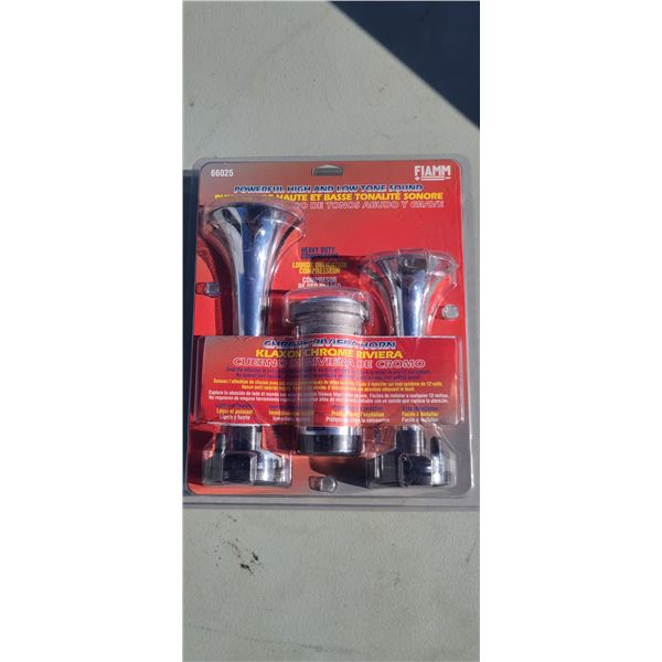 CHROME RIVIERA HORN # 66025