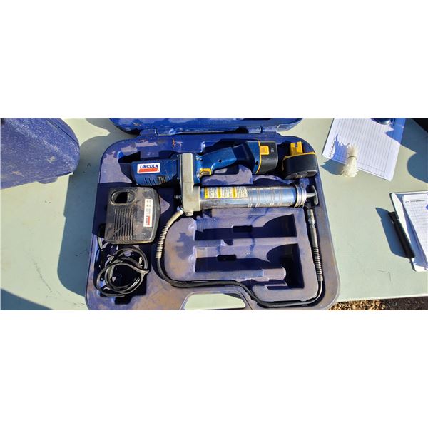 LINCOLN POWER LUBER GREASE GUN 12V, MODEL 1200