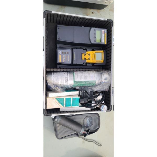 MICRO DOCK II SYSTEM AUTOMATIC TEST AND CALIBRATION KIT INCLUDING: BW GAS ALERT MICRO CLIP, GAS TECH