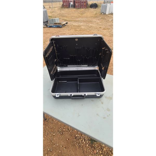 HARD CASE BRIEF CASE/TOOL BOX