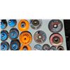 Image 5 : LARGE LOT OF GRINDING DISCS AND BRUSHES