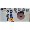 Image 7 : LARGE LOT OF GRINDING DISCS AND BRUSHES
