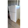 Image 2 : FRIDGE FREEZER - WHITE
