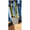Image 3 : RUBBER MAID TRASH CAN PLUS FOUR COMMERCIAL GRADE MOP HANDLES
