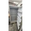 Image 2 : FRIDGIDAIRE FRIDGE 65 X 32 X 27"