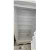 Image 3 : FRIDGIDAIRE FRIDGE 65 X 32 X 27"