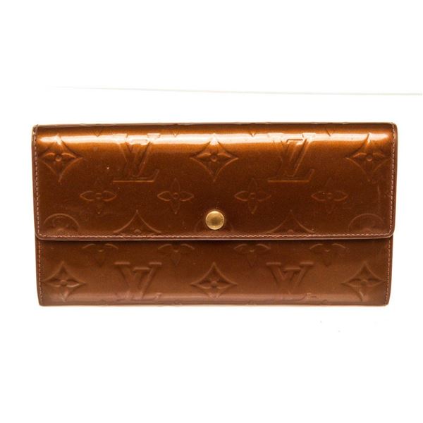 Louis Vuitton Brown Monogram Vernis Leather Sarah Wallet