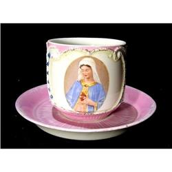 Pink Cup representing a Virgin decorated with #2283434