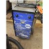 Image 2 : Napa Battery Charger & Starter 5/12 Volt 2 Amp w/ Cables