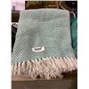 Image 1 : Aqua & White Knit Blanket with Tassels