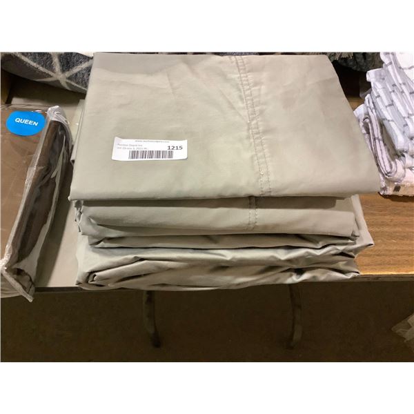 Queen Sized Bed Sheet Set