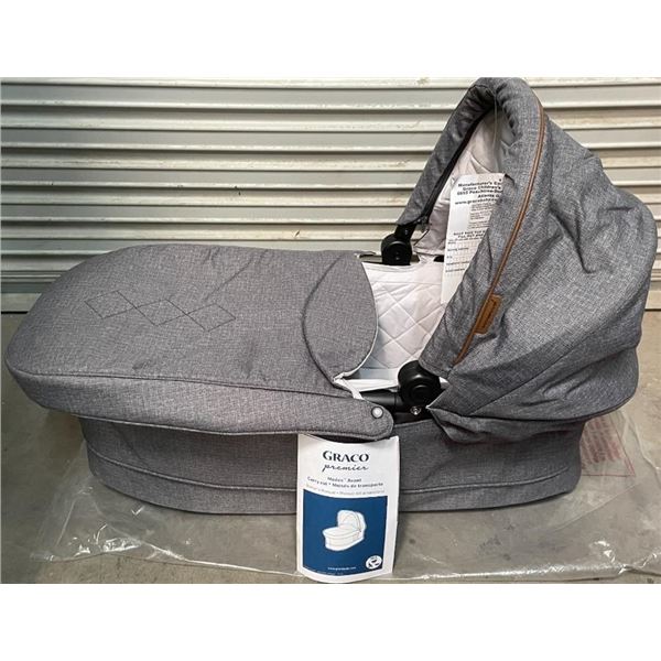 GRACO PREMIER EXPANDABLE BABY CARRY COT, IN GRAY