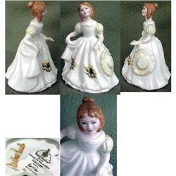 Signed Royal Doulton figurine HN 3330 JANUARY #2243078