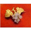 Image 1 : Victorian Watch Pin with Grapes and Leaves #2257929