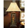 Image 1 : ACORN LEAF CABIN LODGE DESIGNER LAMP W BURLAP #2258598