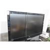 Image 1 : LG 46" Flatscreen TV w/Stand