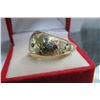 Image 3 : 10K YG Dome Ring w/Flower Design 3.8G