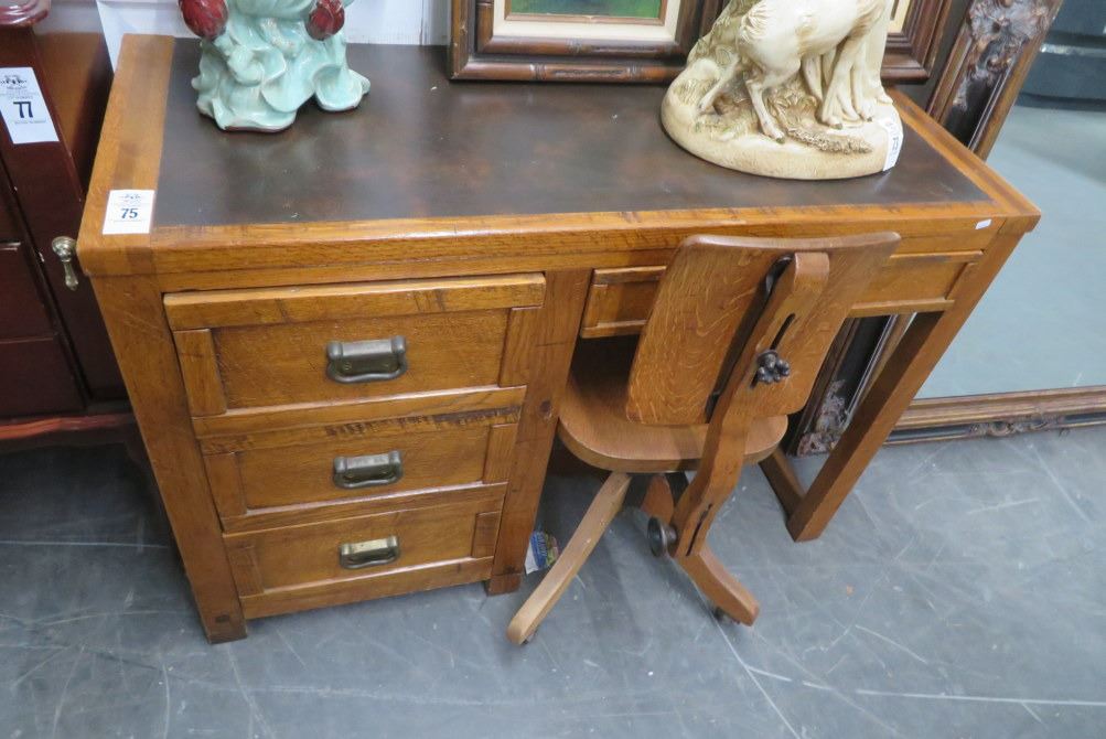 Young Hinkle Knee Hole Desk 44" x 18" w/Leather Inlay