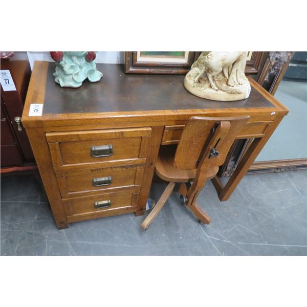 Young Hinkle Knee Hole Desk 44  x 18  w/Leather Inlay