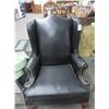 Image 3 : Hickory Black Leather Wingback Chair