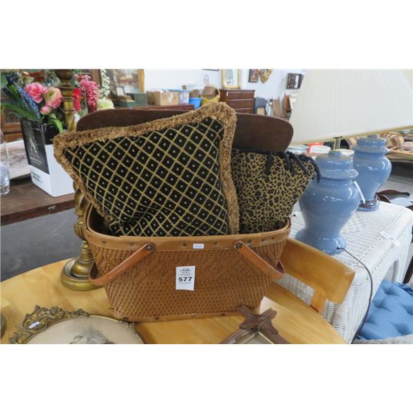 Wicker Picnic Basket w/Throw Pillows