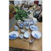 Image 1 : Blue Padded Porcelain Figurine Plates & Bowls