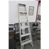 Image 1 : Aluminum 6' Stepladder