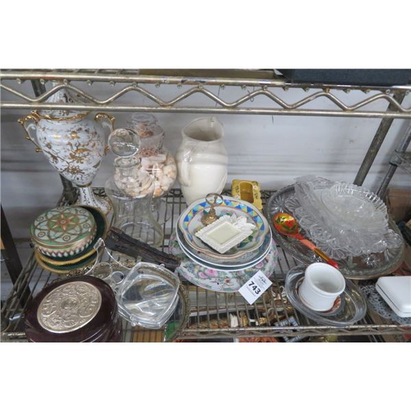 Dishes, Urns, Décor Items