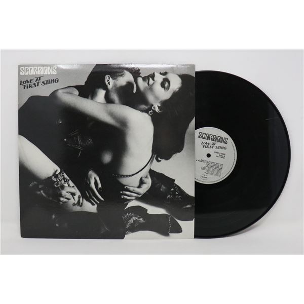 LOVE AT FIRST STING SCORPIONS 1984 SRM-1-4085