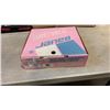 Image 1 : BAUER SIZE 8 SR FIGURE SKATES MODEL 576 ASTRA