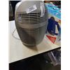 Image 2 : MINI STEAM ZAPPER AND HONEYWELL AIR PURIFIER