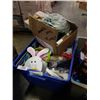 Image 2 : 2 TOTES OF NEW DECORATIONS, CRAFTS AND MORE