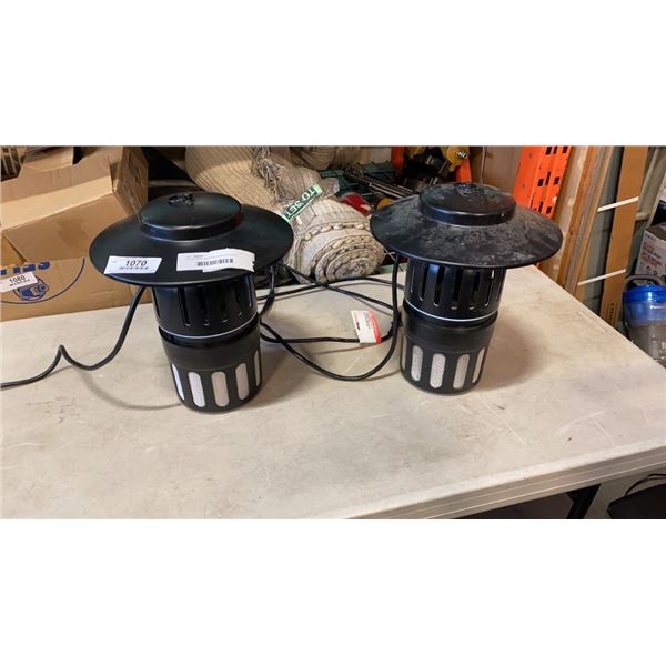 2 DYNATRAP ELECTRIC BUG CATCHERS