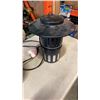 Image 2 : 2 DYNATRAP ELECTRIC BUG CATCHERS