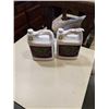 Image 1 : 2 NEW JUGS OF 4 LITER HYDROPONICS PH DOWN SOLUTION