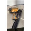 Image 4 : 2 BOSTICH AIR NAILERS - COIL NAILER AND STRIP NAILER