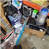 Image 1 : LOT OF DEFECTIVE STORE RETURN MERCHANDISE