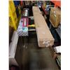 Image 1 : SHOP LIGHT, KIDS PLAY BENCH AND BLINDS