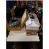 Image 1 : HASSOCK OF YARN WITH 2 BOXES OF CRAFT PAINT AND SPRAY BOTTLES