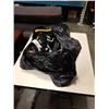 Image 1 : LOT OF KIDS HOCKEY GEAR