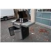 Image 11 : COLEMAN EVENHEAT PROPANE BBQ